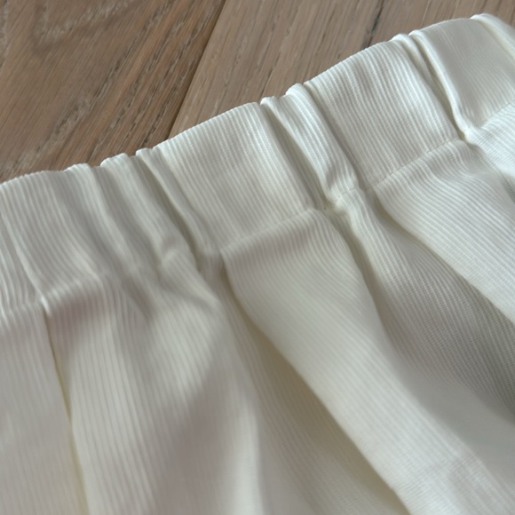 Vince skirt, worn once, new condition - Picture 5 of 5